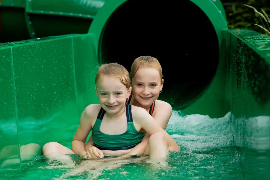 Camping Kaps Overijssel zwembad met glijbaan